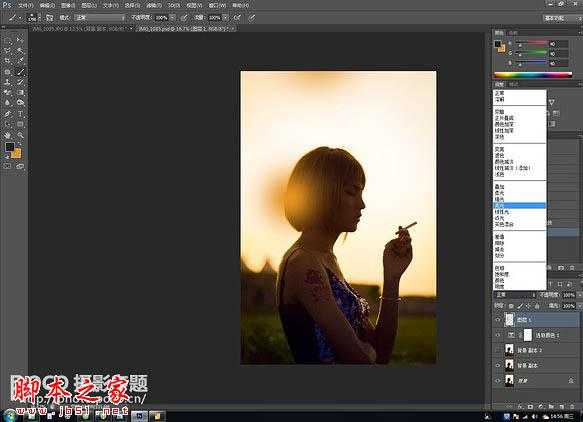 ‘Photoshop为逆光人物图片调出加上柔和的落日透射阳光效果‘