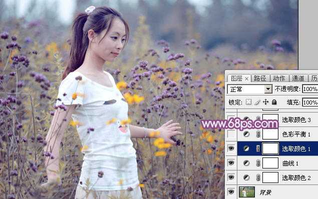 ‘Photoshop为站在野花从中的美女调制出柔美的淡紫色‘