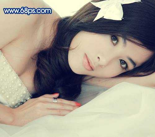 ‘用photoshop给美女加上淡淡的彩妆的方法‘