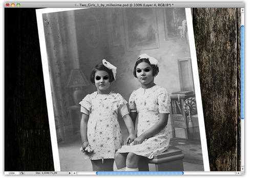 ‘photoshop合成带洒血的恐怖老照片‘