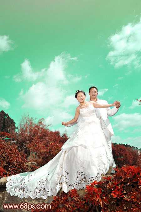 ‘Photoshop将外景婚片跳出清爽的青红色‘