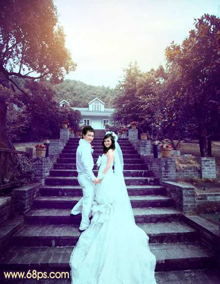 ‘Photoshop为公园婚片加上柔美的暗调蓝紫色效果‘