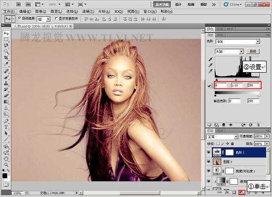 ‘Photoshop打造超视觉效果的金色人物海报‘