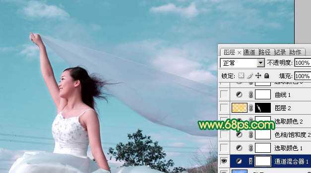 ‘Photoshop将外景人物图片调成清爽的青绿色‘