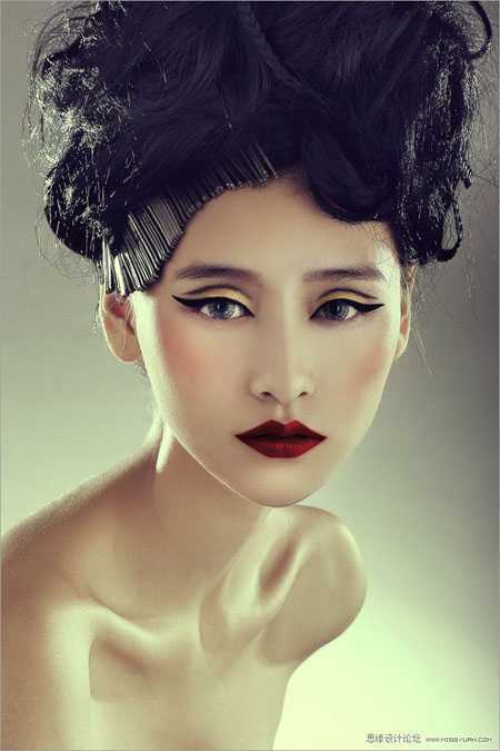 ‘Photoshop将给模特头像制作出精确美化及增强质感效果‘