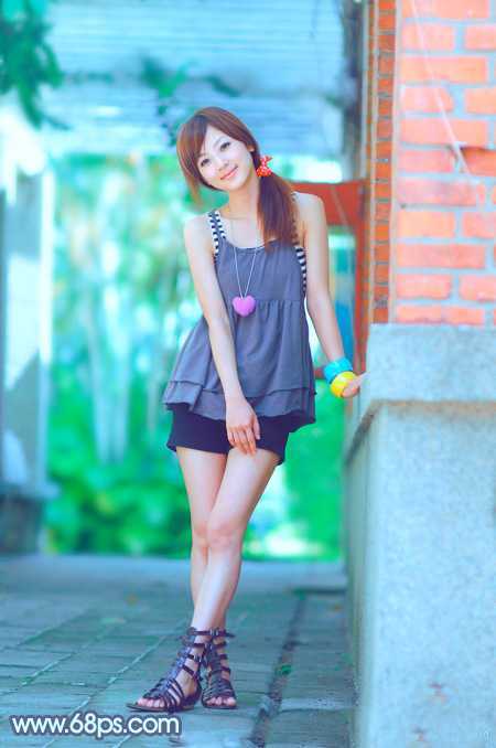 ‘Photoshop为建筑边的美女快速调出清爽的蜜糖色‘