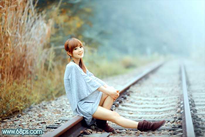 ‘Photoshop为外景人物图片打造出甜美的淡调青黄色‘