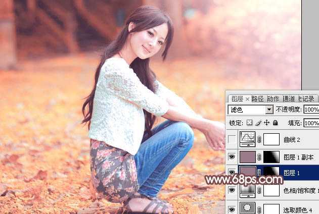 ‘Photoshop为树木边的美女增加柔美的深秋酒红色‘
