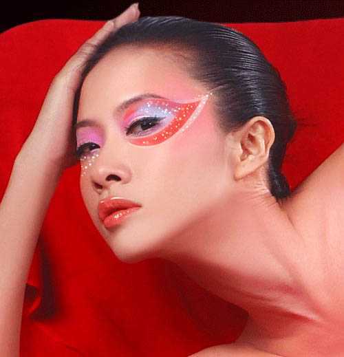‘Photoshop将漂亮的红色人像打造出古典效果‘