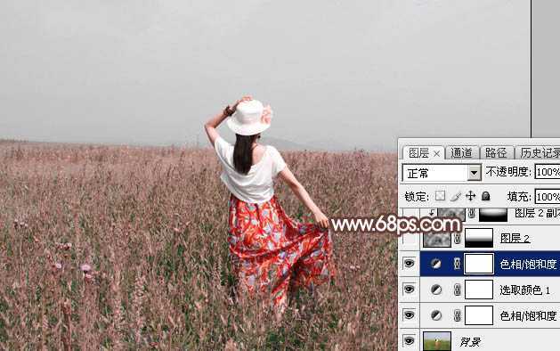 ‘Photoshop调出为梦幻的粉色晨雾草原人物图片‘