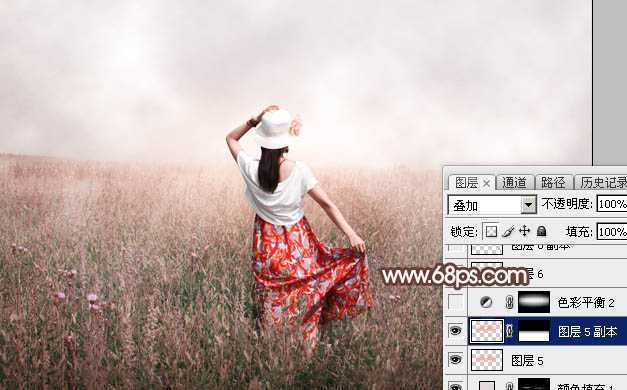 ‘Photoshop调出为梦幻的粉色晨雾草原人物图片‘