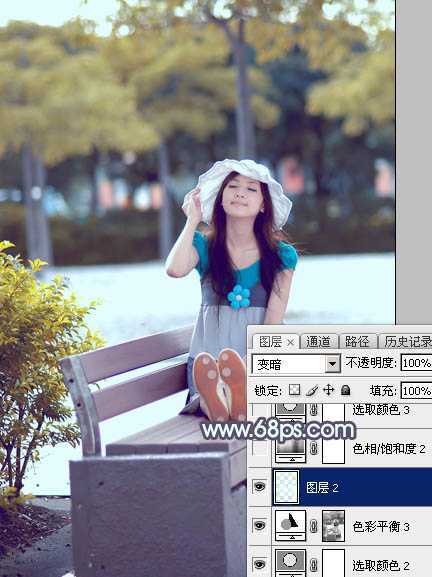 ‘Photoshop给公园长凳上的美女调制出秋季蓝黄色‘