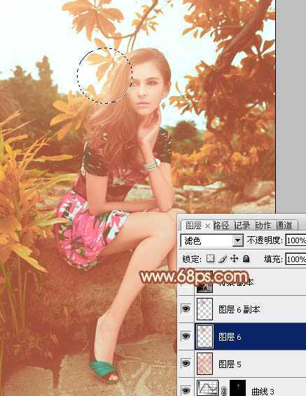 ‘Photoshop将树林中的美女图片增加上秋季柔美的橙红色效果‘