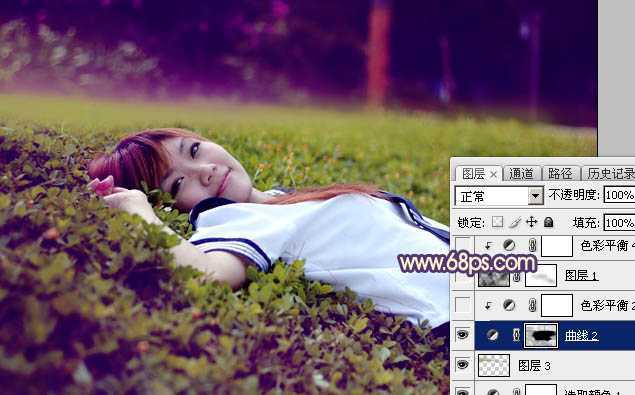 ‘Photoshop为躺在草地人物图片打造唯美梦幻的暗褐色‘