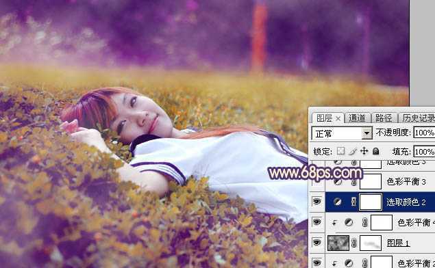 ‘Photoshop为躺在草地人物图片打造唯美梦幻的暗褐色‘