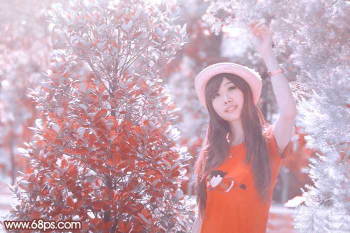 ‘photoshop利用通道替换打造出唯美的淡调紫红色外景人物‘