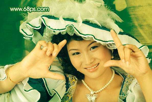 ‘Photoshop调出人物图片光亮的黄绿色‘