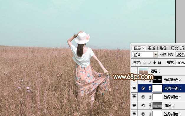‘Photoshop为草原人物图片打造出韩系淡粉色‘