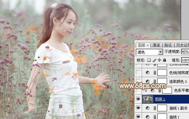 ‘Photoshop为花丛中的美女加上甜美的淡粉色‘