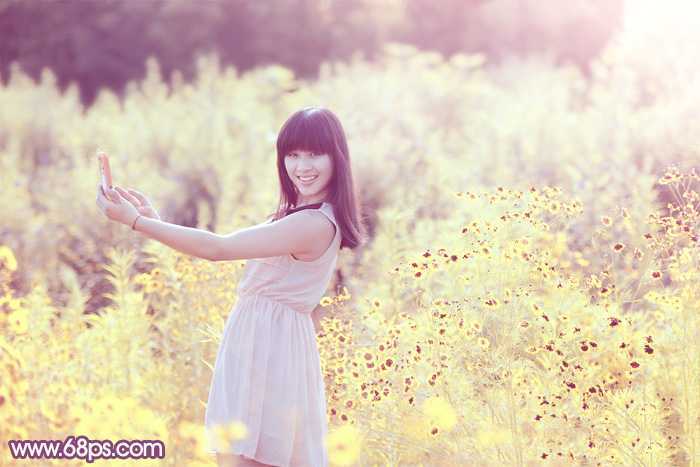 ‘Photoshop将偏暗野花中的美女图片调制出纯美的淡黄色‘