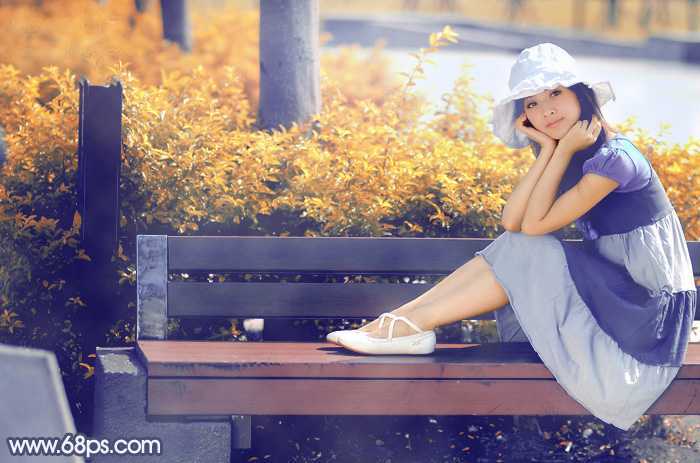 ‘Photoshop将秋季外景美女图片打造出清新的橙红色‘