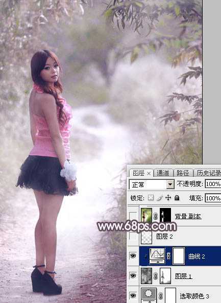 ‘Photoshop为树林人物图片打造梦幻的淡调蓝紫色‘