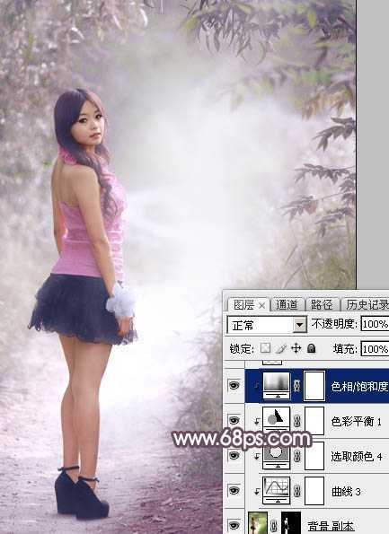 ‘Photoshop为树林人物图片打造梦幻的淡调蓝紫色‘