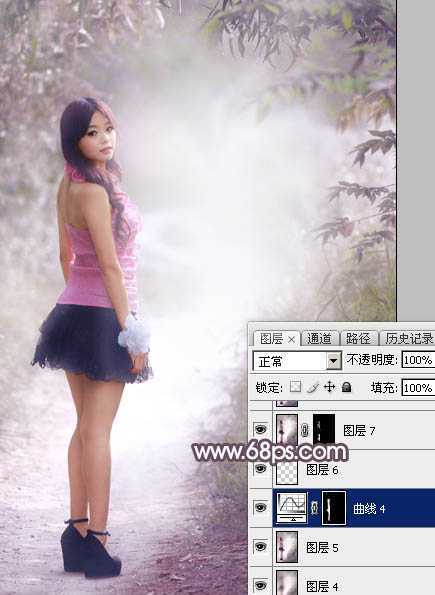‘Photoshop为树林人物图片打造梦幻的淡调蓝紫色‘