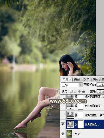 ‘Photoshop为水边的美女图片加上暗调金秋色‘