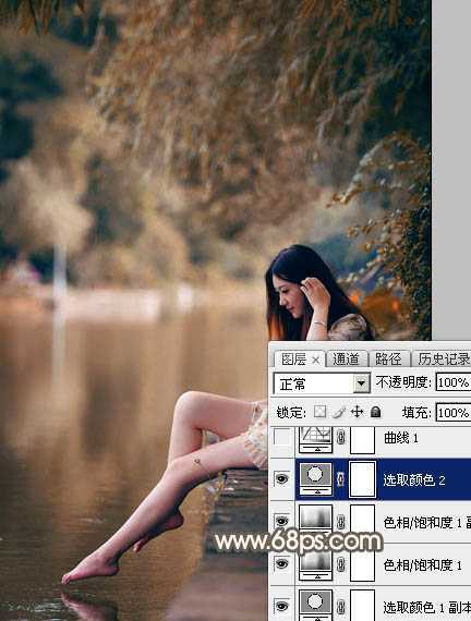 ‘Photoshop为水边的美女图片加上暗调金秋色‘