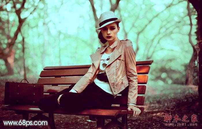 ‘Photoshop为树林人物图片加上强对比的青褐色效果教程‘