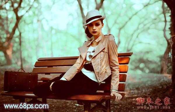 ‘Photoshop为树林人物图片加上强对比的青褐色效果教程‘