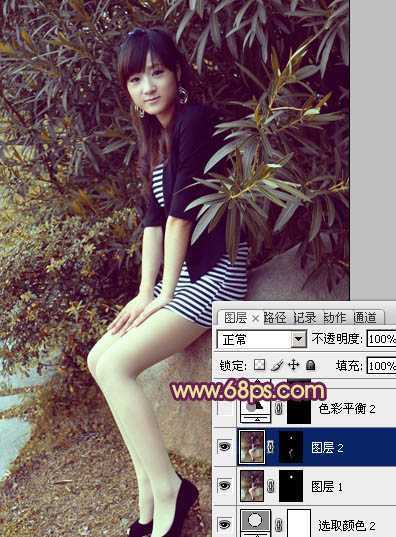 ‘Photosho将给树荫下的美女图片增加上漂亮的橙褐色效果‘