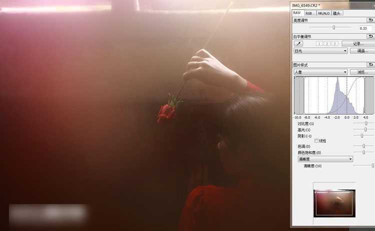 ‘Photoshop给废墟人像添上一抹梦幻粉色朦胧美效果‘