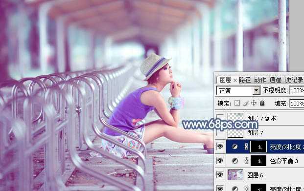 ‘Photoshop为停车场的美女调制小清新的青蓝色‘