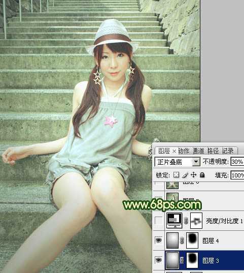 ‘Photoshop将外景人物图片调成甜美的暗绿色‘