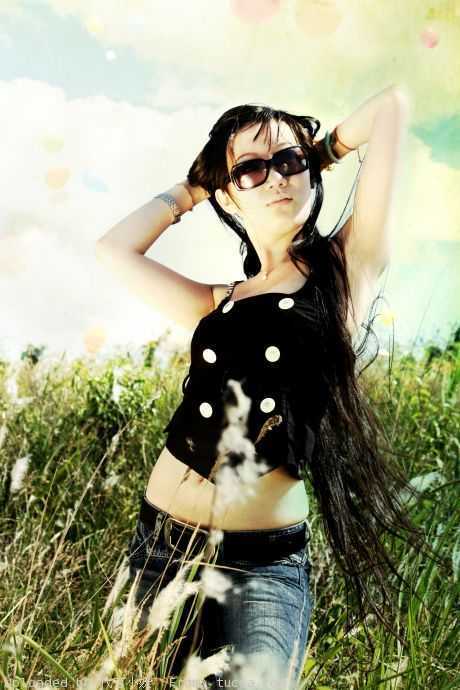 ‘Photoshop为美女风景照打造出小清新效果‘