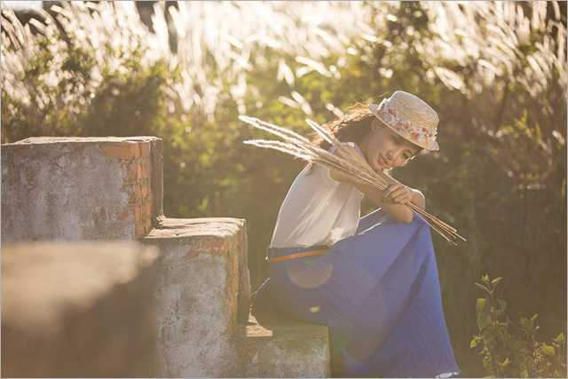 ‘PS结合CR为偏灰的外景图片增加浓烈的秋季暖色‘