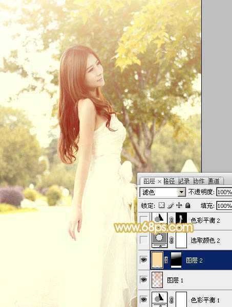‘Photoshop将公园美女图片调制出柔美的秋季阳光色‘