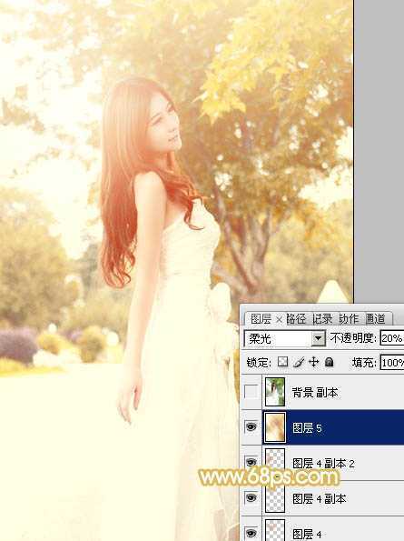 ‘Photoshop将公园美女图片调制出柔美的秋季阳光色‘