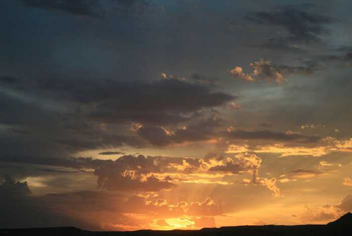 ‘Photoshop制作超酷的枪战片电影海报教程‘