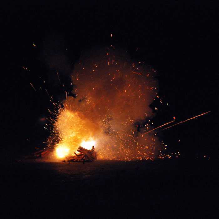 ‘Photoshop制作超酷的枪战片电影海报教程‘