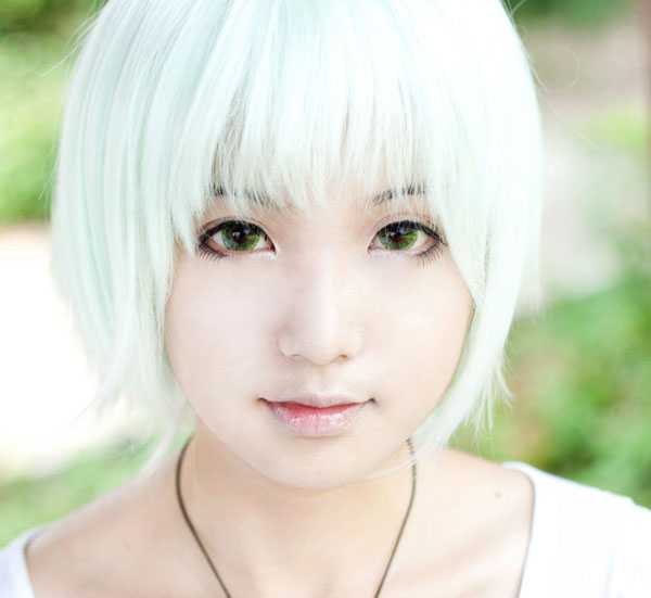 ‘photoshop将美女图片制作出超详细超漂亮的彩妆仿手绘教程‘