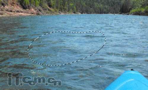 ‘Photoshop打造沾满水花的蓝色水晶字‘