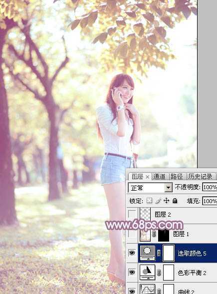 ‘Photoshop为树荫下的美女图片打造淡淡柔美的蓝黄色‘