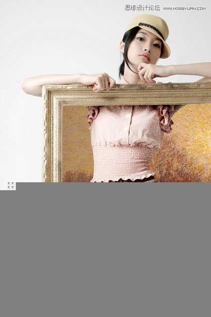 ‘Photoshop将美女人像照片制作出框外是照片框内是油画风格效果‘