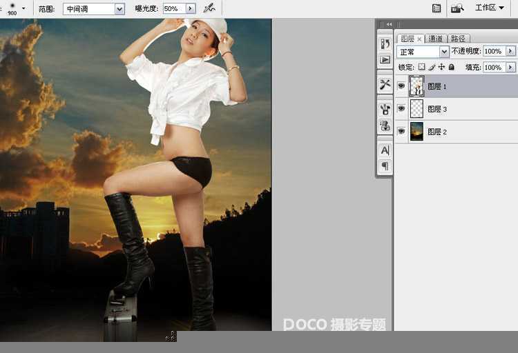 ‘PhotoShop将性感模特图片后期精修制作成杂志封面教程‘