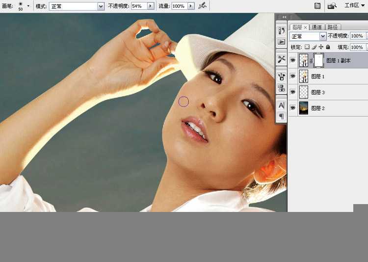 ‘PhotoShop将性感模特图片后期精修制作成杂志封面教程‘