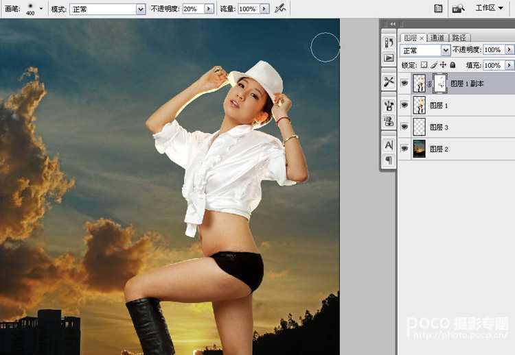‘PhotoShop将性感模特图片后期精修制作成杂志封面教程‘