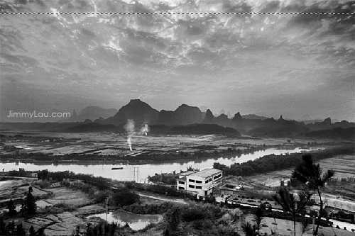 ‘Photoshop为山水图片制作模拟耶稣光(云间透射出来的光束)‘